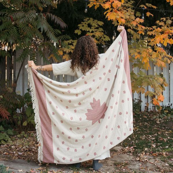 Maple Leaf Fleece Lined Throw Blanket   |  Pokoloko | boogie + birdie