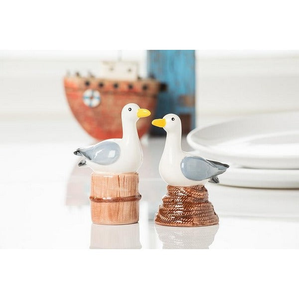 Seagulls Perching Salt & Pepper Shakers (27-kitsch-557) | Kitchen | boogie + birdie