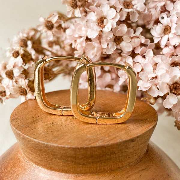 Gold Reese Hoops (REE-GOL-25) | Agaveh Girl | boogie + birdie