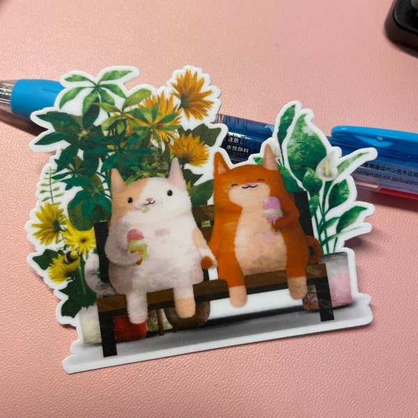 Holding Paws Vinyl Sticker (SVSTK-010) | studio vcky | boogie + birdie