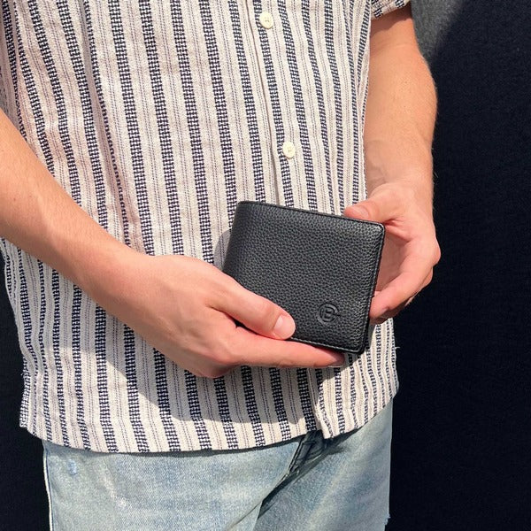 Black Hayden Wallet | espe Vegan Bags | boogie + birdie