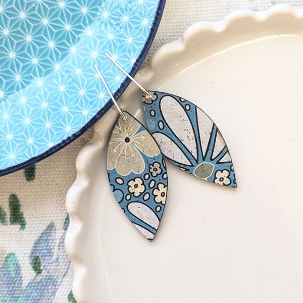 Daisy Floral Small Leaf Earrings | Hello Lovely | boogie + birdie