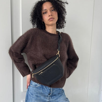 Black Ellis Crossbody Bag | espe vegan bags | boogie + birdie