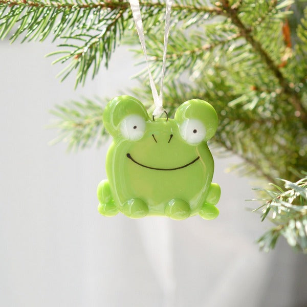 Glass Frog Ornament | Station Pole Nord | boogie + birdie