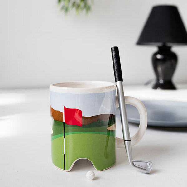 Golf Mug with Putter Ballpoint Pen | Kikkerland | boogie + birdie
