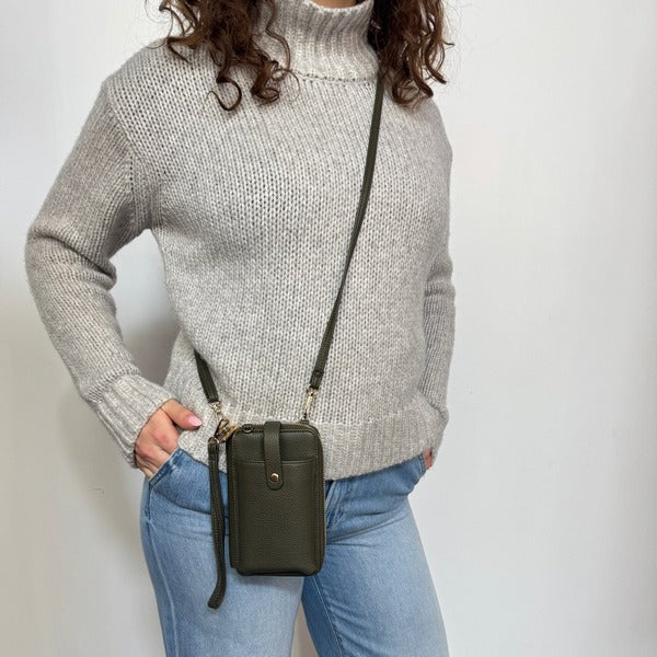 Pastel Green Smartphone Crossbody Pouch | espe vegan bags | boogie+birdie