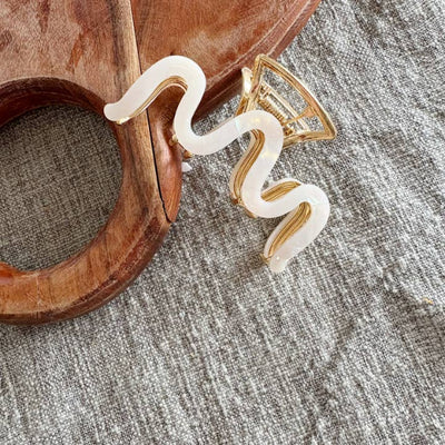 Ice Wavy Hair Claw | Kitten Claws Clips | boogie + birdie