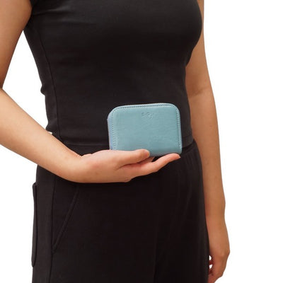 Iva Walnut Card Holder | S-Q | boogie + birdie