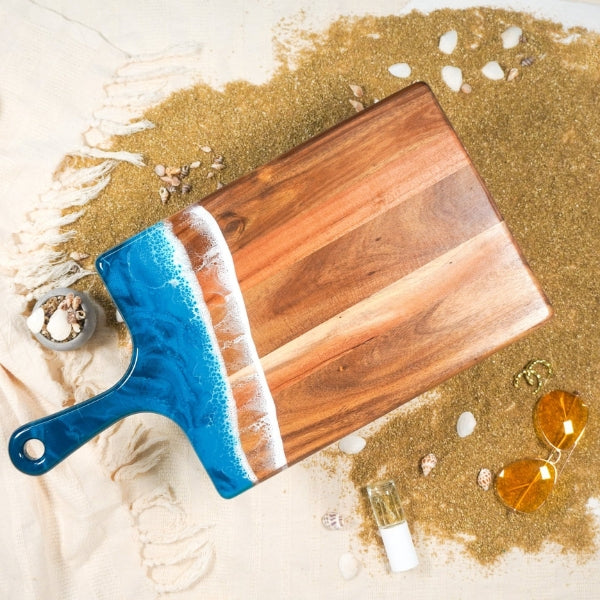 Ocean Vibes Acacia Large Cheeseboard | Lynn & Liana | boogie + birdie