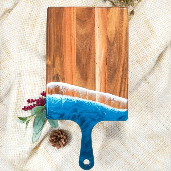 Ocean Vibes Acacia Large Cheeseboard | Lynn & Liana | boogie + birdie