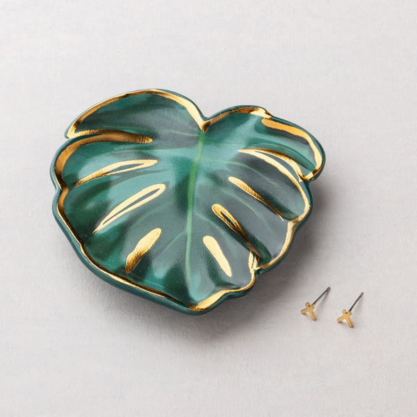 Leaf Trinket Dish with Stud Earring Set | Scout | boogie + birdie