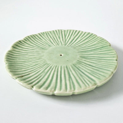 Ceramic Lilypad Incense Holder | Maroma | boogie + birdie