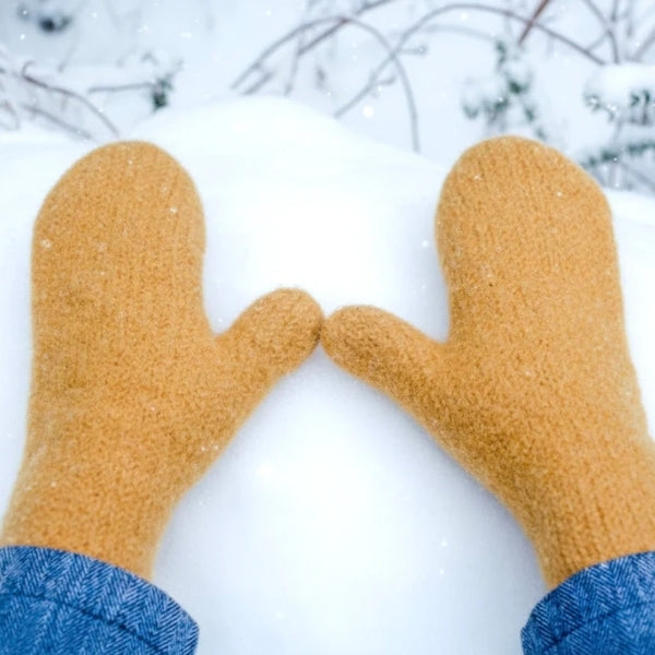 Red Wool Mittens | Julie Sinden | boogie + birdie