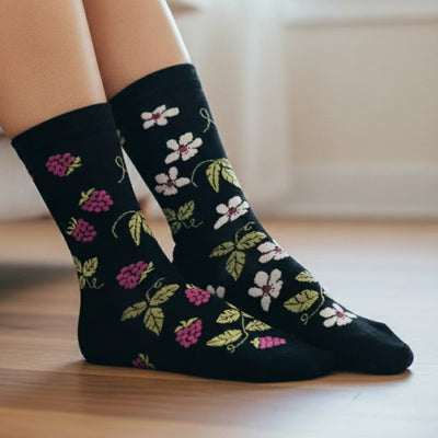 Women's Raspberry Bloom Socks | Friday Sock Co. | boogie + birdie
