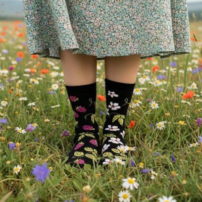Women's Raspberry Bloom Socks | Friday Sock Co. | boogie + birdie