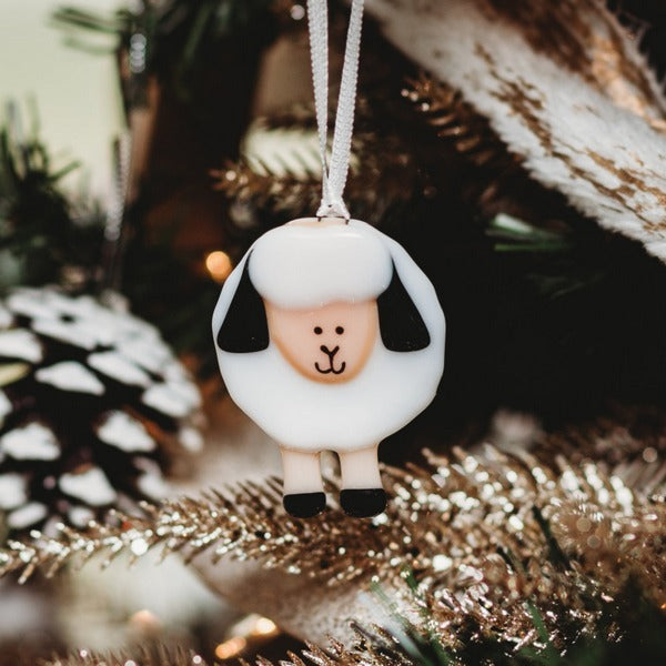 Glass Sheep  Ornament | Station Pole Nord | boogie + birdie