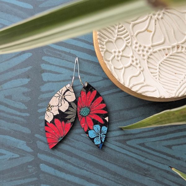 Sixties Floral Small Leaf Earrings | Hello Lovely | boogie + birdie