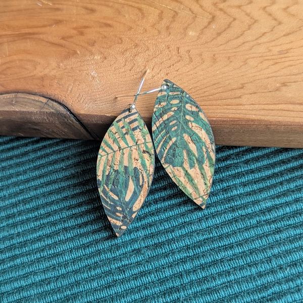 Tropical Leaf Small Leaf Earrings | Hello Lovely | boogie + birdie