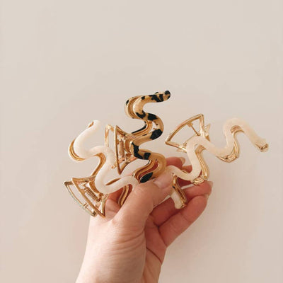 Tortoise Wavy Hair Claw | Kitten Claws Clips | boogie + birdie