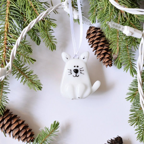 Glass White Cat Ornament | Station Pole Nord | boogie + birdie

