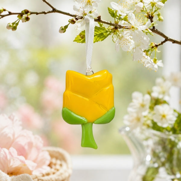 Glass Yellow Tulip Ornament | Station Pole Nord | boogie + birdie