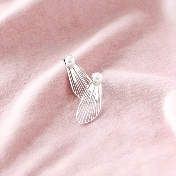 Silver Wing with Pearl Ear Jackets