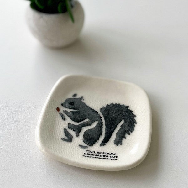 Grey Squirrel Tea Bag Holder | Pottery | boogie + birdie

