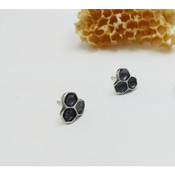 Oxidized Silver Honeycomb Stud Earrings | Brelokz | boogie + birdie