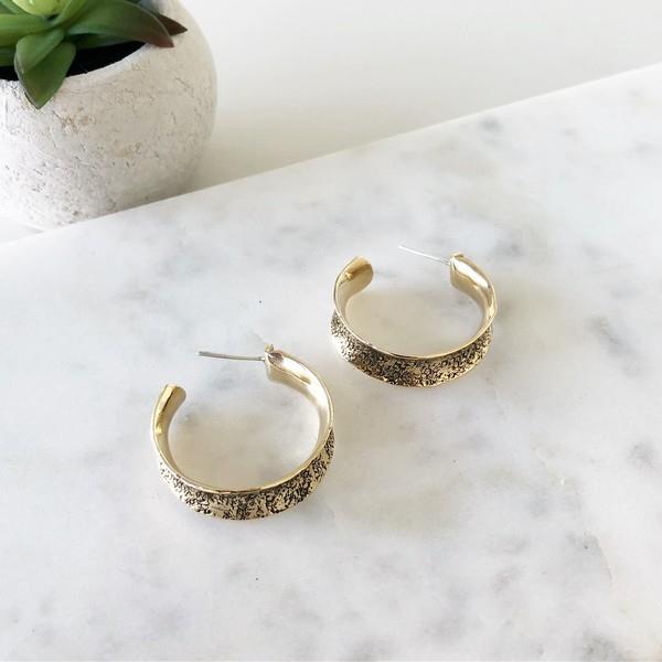 Canal Textured 1" Hoop Earrings | Lissa Bowie | boogie + birdie